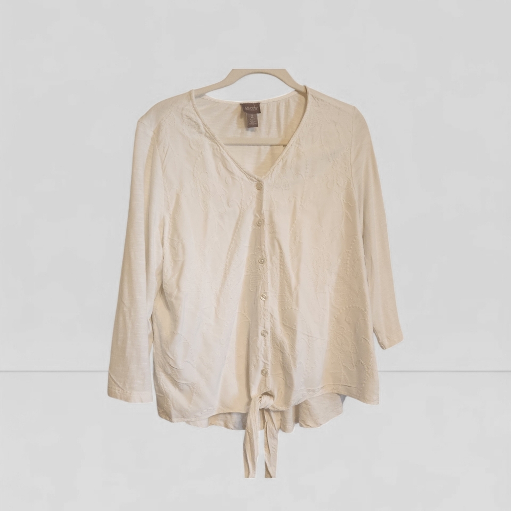 Chicos Sz L (2) white Tie Front Shirt 3/4 Sleeve. Textured Front V Neck